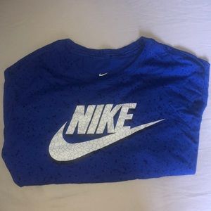 Nike T-Shirt Waterprint Design